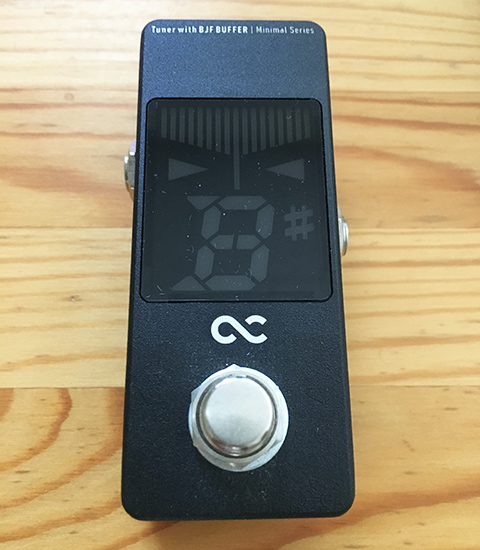One Control Minimal Series Tuner with BJF BUFFER TUNE POWERED BY KORG